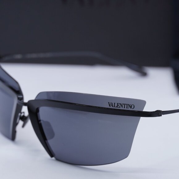 Valentino V-LURE VLS-130A Square Sunglasses - Shiny Black/Grey - Picture 5 of 9